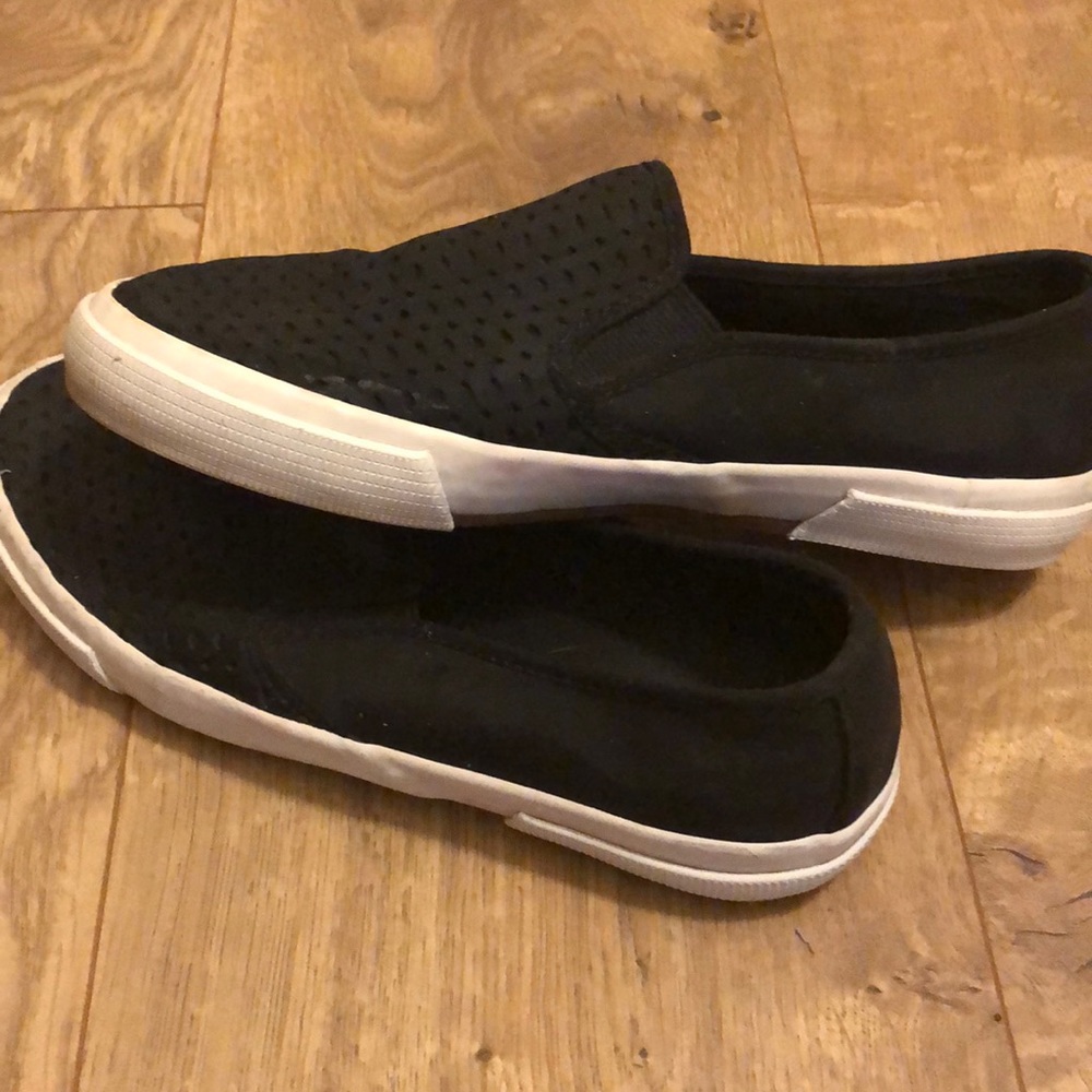 Black Sneakers